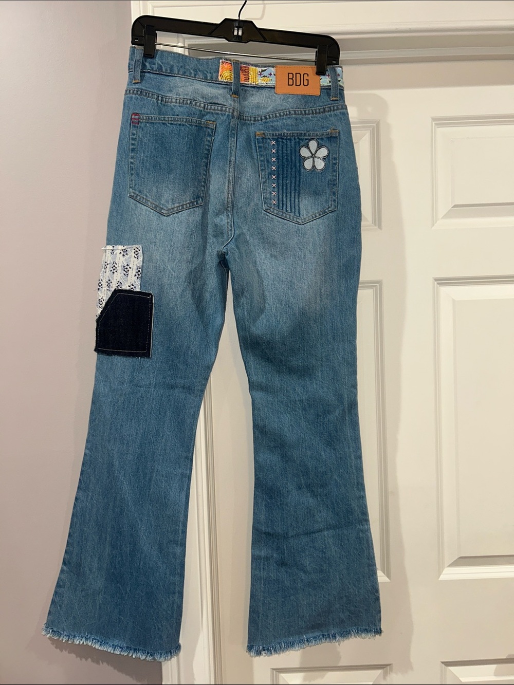 NWT Urban Outfitters BDG High-Waisted Flare Jean - Indigo Craft Sz 28 Z494 - Picture 7 of 9